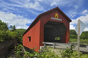 Images Dated 15th July 2009: Canada, New Brunswick, Fundy National Park. Red covered bridge at Point Wolfe. Credit as