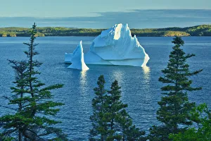 Images Dated 28th June 2015: Canada, Newfoundland, Eastport. Iceberg in Bonavista Bay