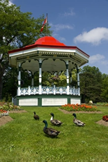 Images Dated 2nd July 2008: Canada, Nova Scotia, Halifax, Public Gardens