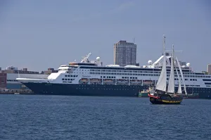 Images Dated 3rd July 2008: Canada, Nova Scotia, Halifax. Waterfront area, Holland America ship Msdam