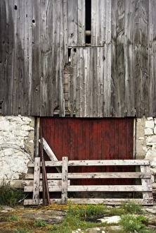 Canada: Ontario, Bruce Peninsula, Cape Chin, barn at Cape Chin North Connection Bed & Breakfast