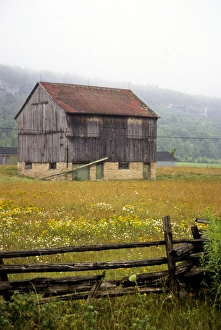 Escarpment Prints: Canada: Ontario, Bruce Peninsula, Cape Chin, barn in field below Niagara Escarpment