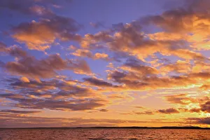 Images Dated 19th March 2019: Canada, Ontario, Pakwash Lake Provincial Park, Pakwash Lake at sunset