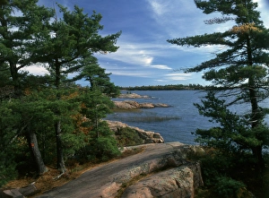 Images Dated 12th October 2017: Canada, Ontario, Shield Country, View of Killarney Provincial Park