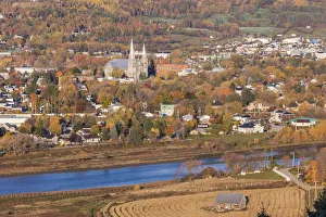 Images Dated 13th October 2017: Canada, Quebec, Baie St-Paul. Elevated town view