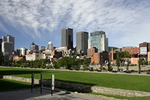 Jacques Cartier Prints: Canada, Quebec, Montreal. City overview from Jacques Cartier Square. IMAGE RESTRICTED