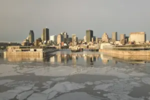 Images Dated 27th January 2005: Canada-Quebec-Montreal: Morning City View in Winter of Old Port Area & Downtown