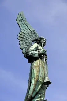 Images Dated 2nd January 2008: Canada, Quebec, Montreal. Views of angel from the tower at Notre Dame-de-Bonsecours church