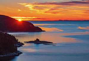 Images Dated 23rd May 2022: Canada, Quebec, Tadoussac. Sunrise along the Saguenay River