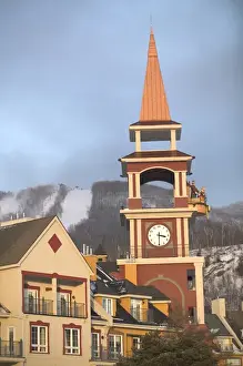 Images Dated 27th January 2005: Canada-Quebec-The Laurentians: Mont Tremblant Ski Village-Tremblant Sunstar Hotel Tower