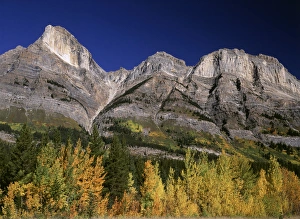Images Dated 12th October 2017: Canada, Saskatchewan, View of Banff National Park