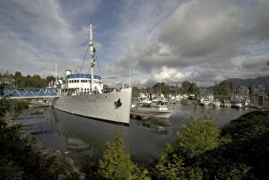 Images Dated 16th September 2006: Canadian Princess Docked at Canadian Princess Resort, Ucluelet, British Columbia