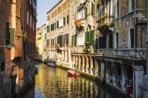 Images Dated 3rd May 2011: Canal reflections, Venice, Veneto, Italy
