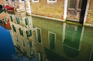 Images Dated 3rd May 2011: Canal reflections, Venice, Veneto, Italy