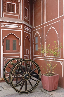 Ancient Citadel Prints: Canon in front of decorated wall, Amber Fort, Jaipur, India