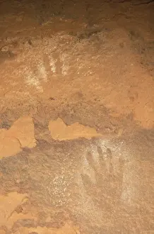 Images Dated 27th March 2006: Canyonlands National Park, UT Ancestral Puebloan pictographs in the Needles District