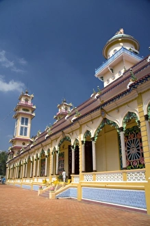 Images Dated 17th January 2009: Cao Dai Tay Ninh Holy See in Tay Ninh, Vietnam