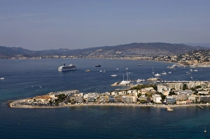 Images Dated 27th August 2007: Cap de la Croisette, Cannes, View from Helicopter, Cote d Azur, France