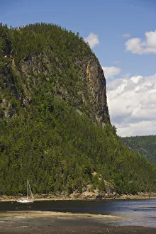 Images Dated 26th June 2005: Cap Trinite and Eternity Bay in Parc du Saguenay