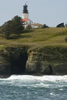 Images Dated 20th April 2007: Cape Flattery lighthouse on Tatoosh Island northwesternmost point of continental US