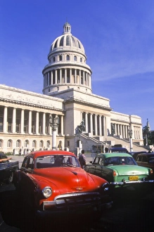 Images Dated 14th August 2007: Capitolio building modeled after the U
