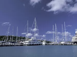 Images Dated 13th July 2004: Caribbean, Antigua & Barbuda, Antigua, English Harbour Morning view of yacht harbor
