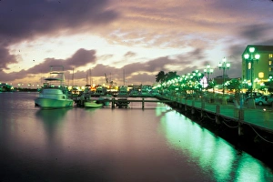 Oranjestad Prints: 01
