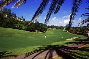 Images Dated 3rd June 2005: Caribbean, Bermuda, Tuckers Town, St Georges Parish. Mid Ocean Club, Golf