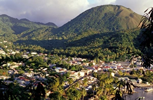 Images Dated 19th April 2005: Caribbean, BWI, St. Lucia, Town of Soufriere