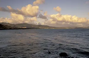 Images Dated 13th January 2004: Caribbean, French West Indies, Martinique Le Diamant; Grande Anse du Diamant, sunset