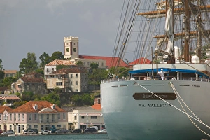 Caribbean, GRENADA, St. Georges St. Georges Harbor / The Carenage