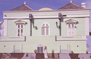 Images Dated 10th December 2003: Caribbean, Netherland Antilles, Curacao Colorful buildings and detail in the Scharloo