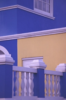 Images Dated 10th December 2003: Caribbean, Netherland Antilles, Curacao, Willemstad Colorful buildings and detail