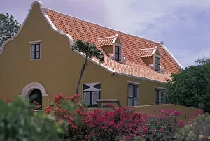 Images Dated 10th December 2003: Caribbean, Netherland Antilles Country house