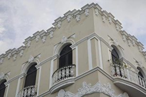 Images Dated 28th March 2008: Caribbean, Puerto Rico, Old San Juan. Historic building