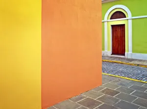 Images Dated 13th September 2018: Caribbean, Puerto Rico, San Juan. Door and colorful building walls