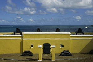 Images Dated 13th December 2010: Caribbean: US Virgin Islands, St Croix, Christiansted, Fort Christian, old canons