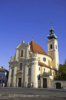 Images Dated 20th August 2009: Carmelite church in Gyor, Hungary