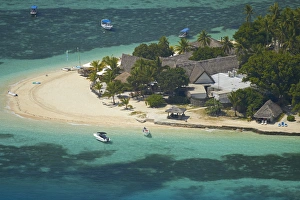 Fringing Prints: Castaway Island Resort, Castaway Island, Mamanuca Islands, Fiji, South Pacific - aerial