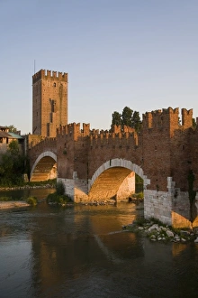 Venitia Prints: Castelvecchio, Ponte Scaligero, Adige River, Verona, Venitia, Italy