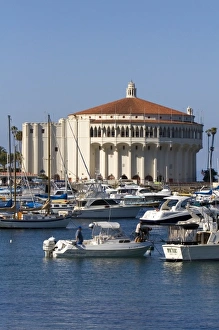 The Catalina Casino and Avalon harbor on Catalina Island, California, USA