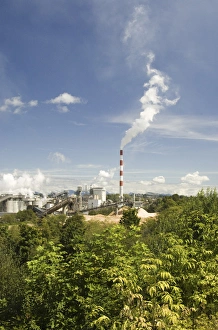 Images Dated 23rd August 2006: Catalysts Elk Falls Mill Campbell River, Vancouver Island, British Columbia