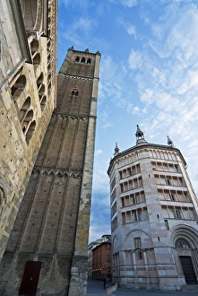 Images Dated 17th August 2012: The cathedral and the baptistry, Parma, Emilia Romagna, Italy, Europe