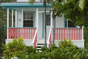 Images Dated 6th February 2006: CAYMAN ISLANDS - CAYMAN BRAC - Goat Bay: Beach Cottage
