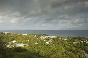 Images Dated 7th February 2006: CAYMAN ISLANDS - CAYMAN BRAC - Spot Bayt: Town View from The Bluff