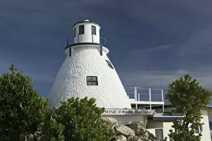Images Dated 3rd February 2006: CAYMAN ISLANDS, GRAND CAYMAN, Frank Sound: Old Lighthouse