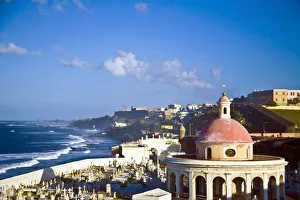 Images Dated 19th January 2009: Cemetery and La Perla from El Morro fortress. Old San Juan. Puerto Rico