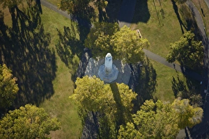 Cenotaph, Queens Gardens, Dunedin, Otago, South Island, New Zealand - aerial