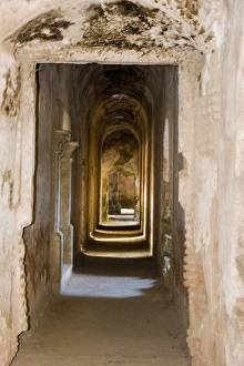 Images Dated 29th January 2008: Central America, Guatemala, Antigua. The convent of Santa Clara was founded 1699