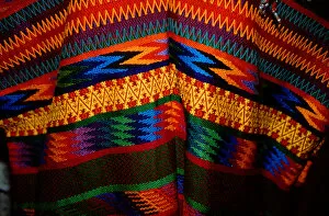 Images Dated 22nd March 2006: Central America, Guatemala, San Antonio Aguas Calientes. Ixcel textile cooperative